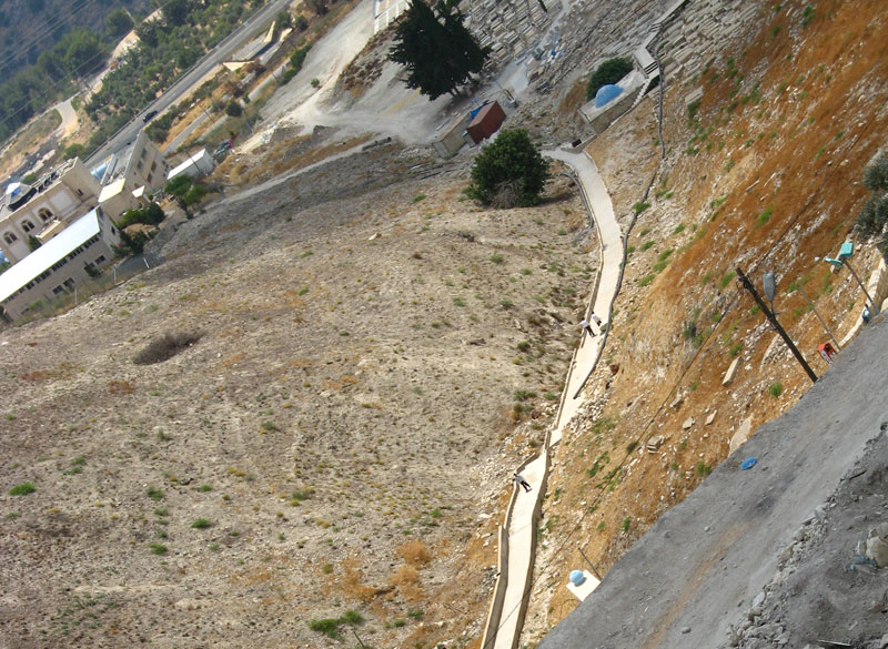 path to the Ari synagogue Tsefat