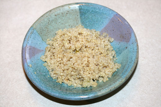 https://www.leoraw.com/wp-content/uploads/2011/10/quinoa-pilaf.jpg